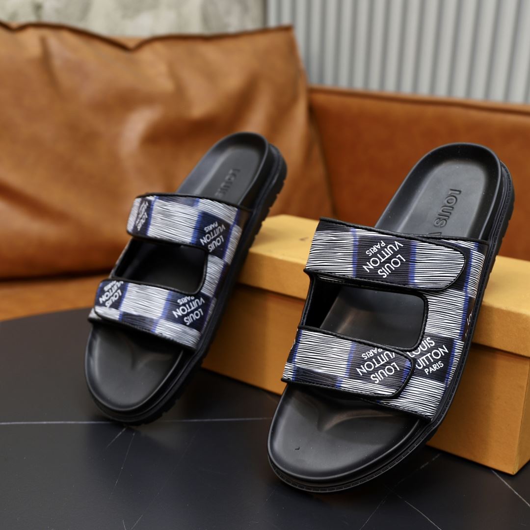 Louis Vuitton Slippers